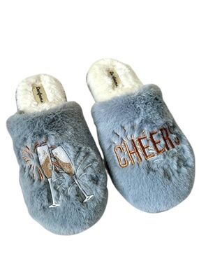Gray Cheers Plush Slippers Champagne Cream Inside Dearfoams Size 7-8 Medium